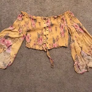Off the shoulder flare sleeve crop top